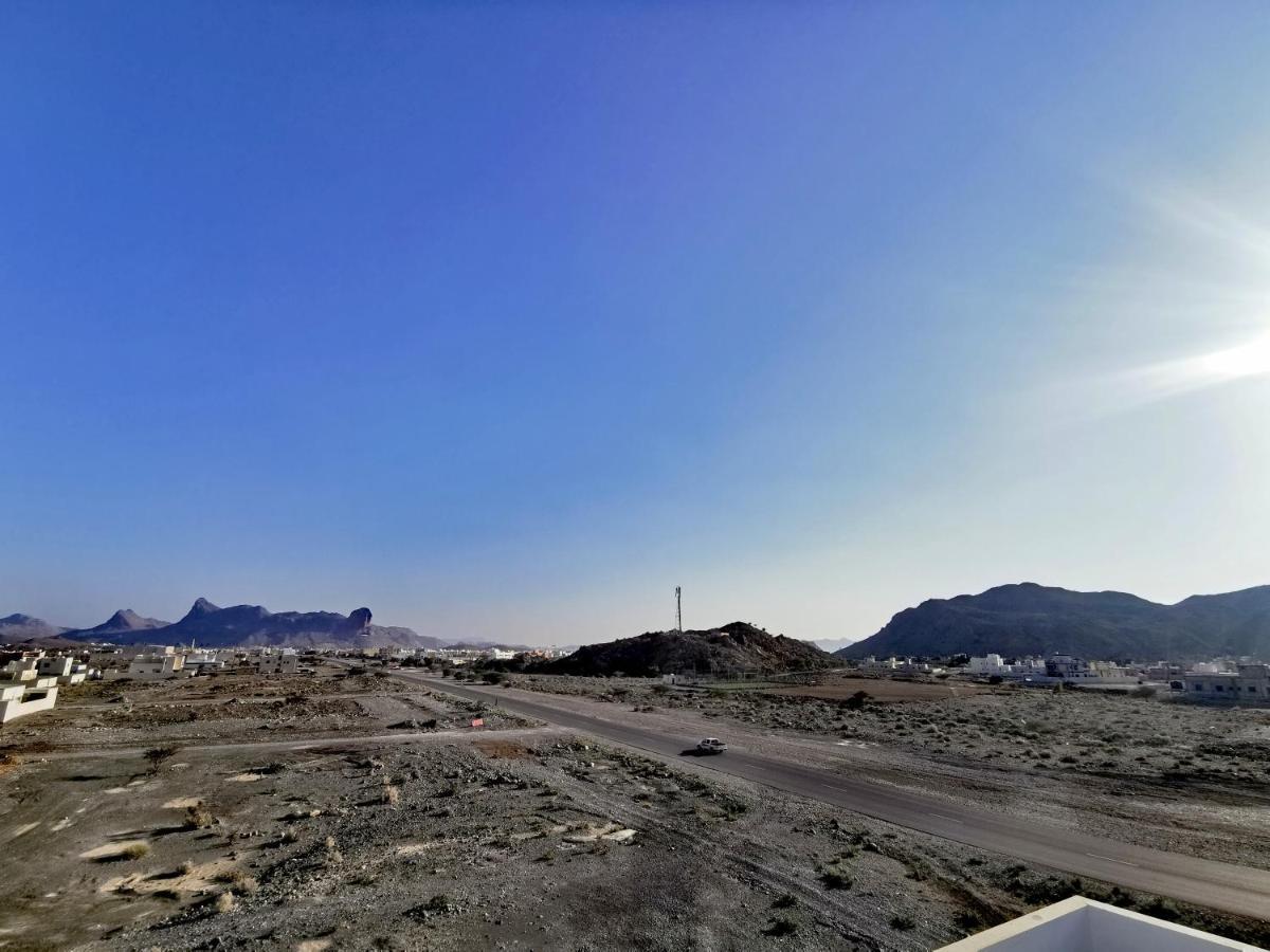 228Hostel Al Ḩamrāʼ Bagian luar foto
