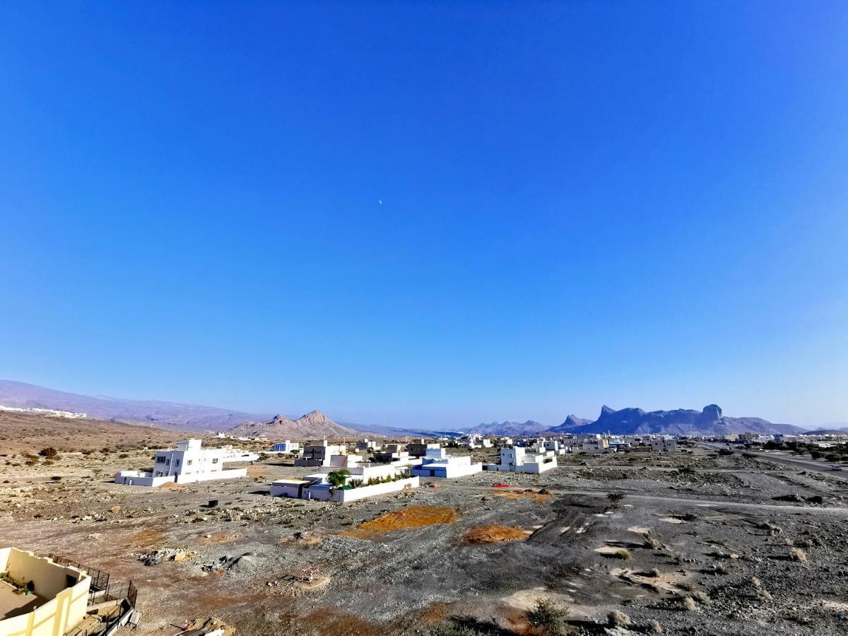228Hostel Al Ḩamrāʼ Bagian luar foto