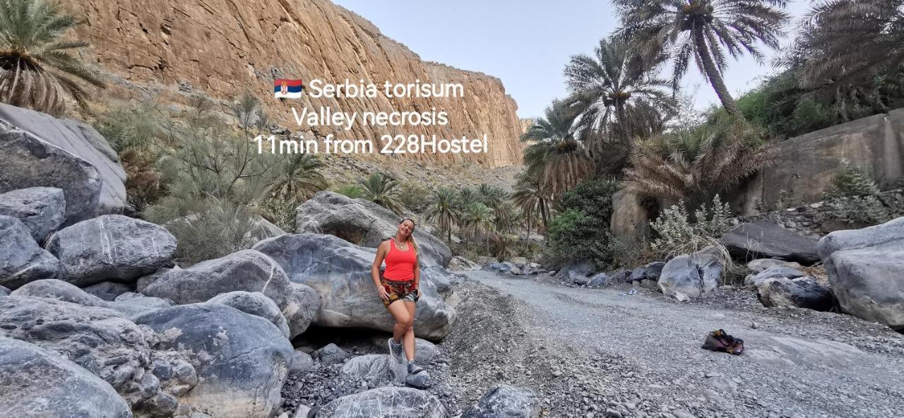 228Hostel Al Ḩamrāʼ Bagian luar foto