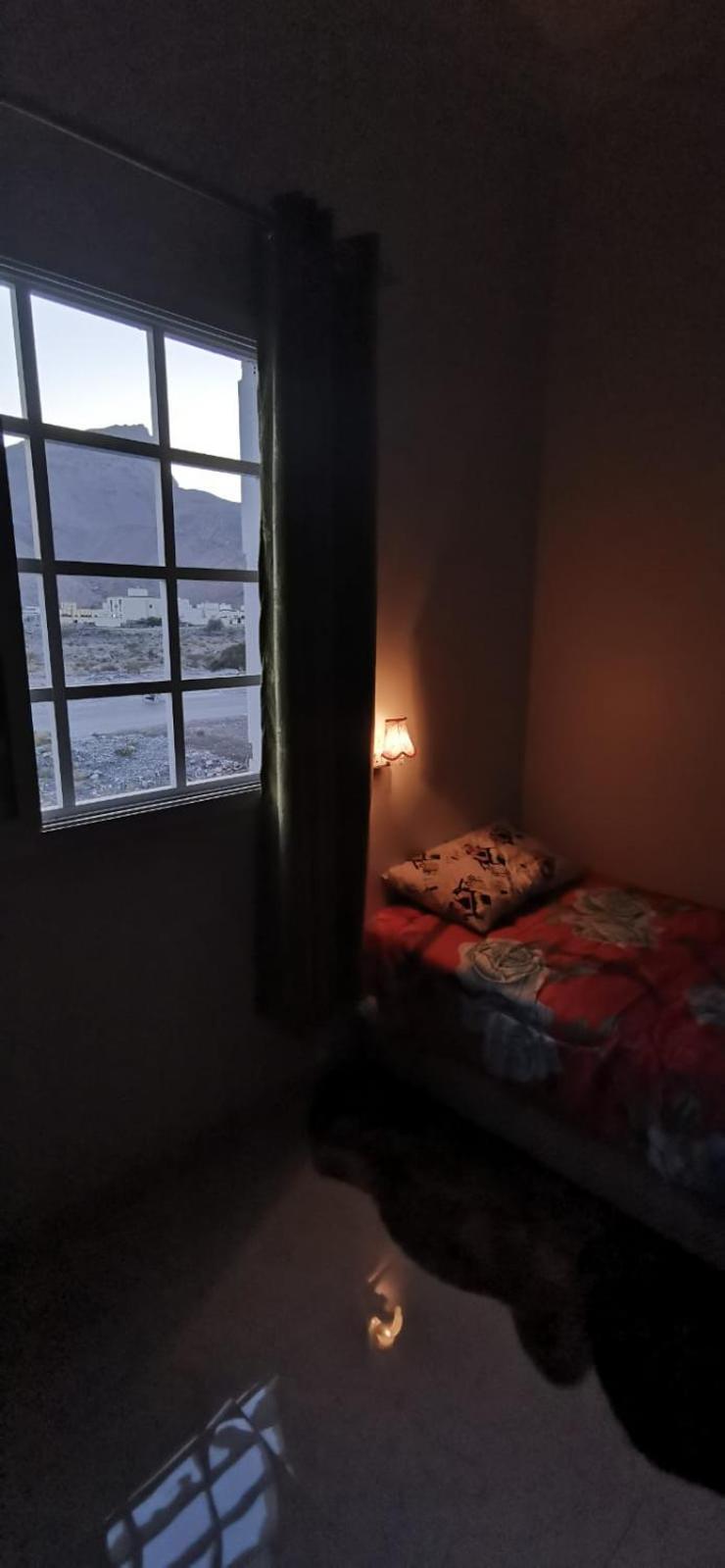 228Hostel Al Ḩamrāʼ Bagian luar foto